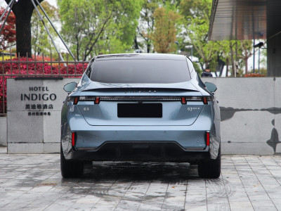 Lynk&Co 07 Фото №5